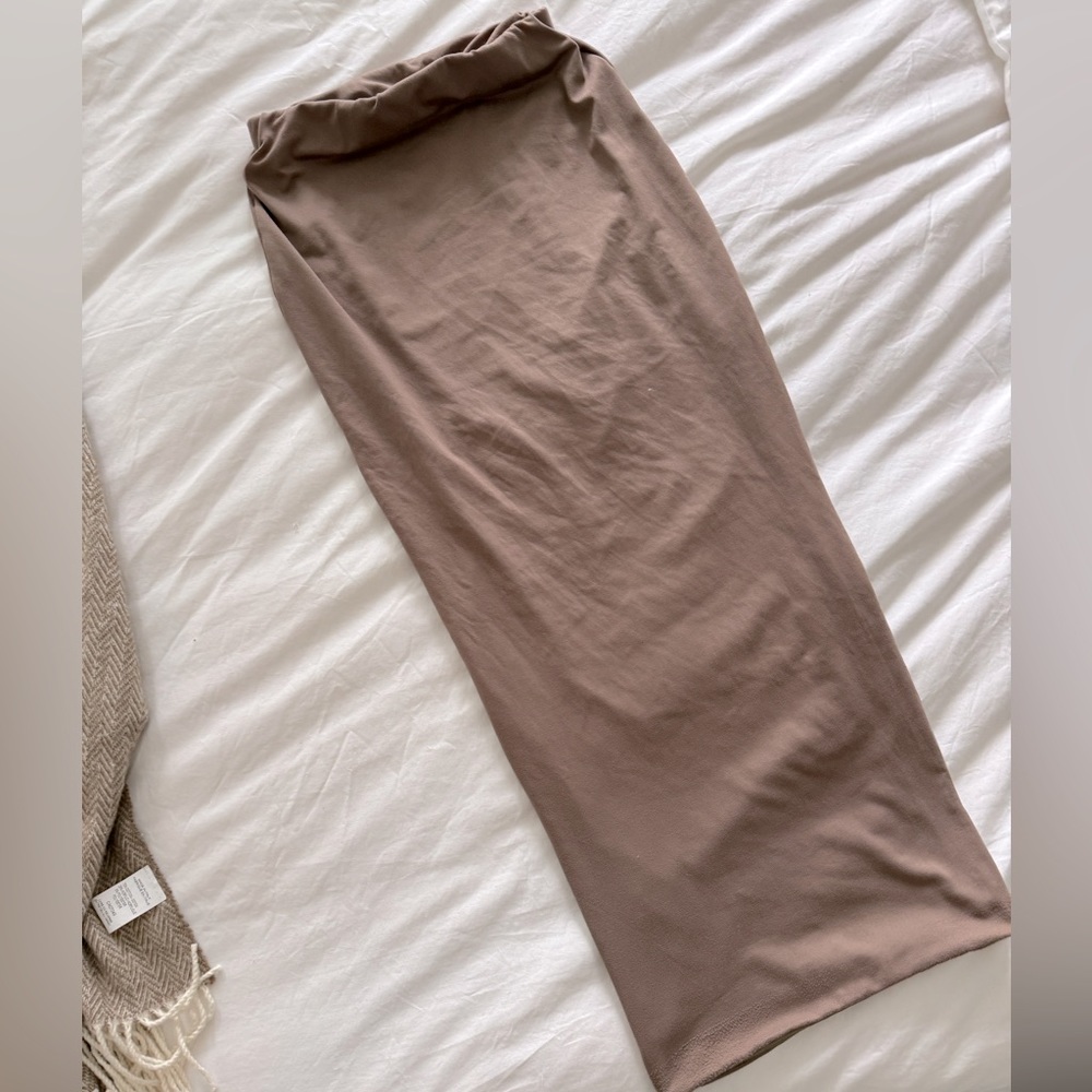 FASHION NOVA - bodycon style skirt